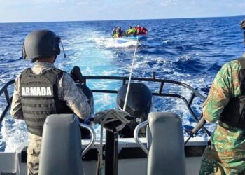 Armada intercepta embarcación con 38 haitianos cerca de Isla Cabra, Montecrist