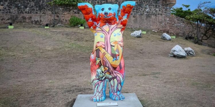 Embajada de Alemania en RD y Alcaldía de Puerto Plata colocan “Buddy Bear” en La Puntilla