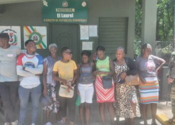 ERD detiene 9 indocumentados en Puesto de Chequeo militar el laurel Dajabón
