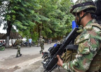 Colombia lanza una operación militar contra disidencias FARC