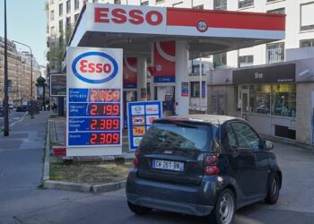 Unión Europea registra precios récord de la gasolina y el diésel