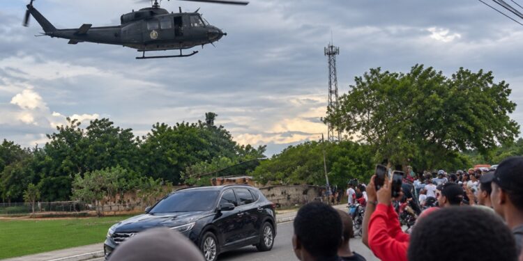 5 helicópteros salvadoreños están en zona fronteriza de RD