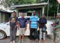 S2 del ejército detiene dos dominicanos por tráfico de Indocumentados en Chequeo el Laurel de Cañongo Dajabón  