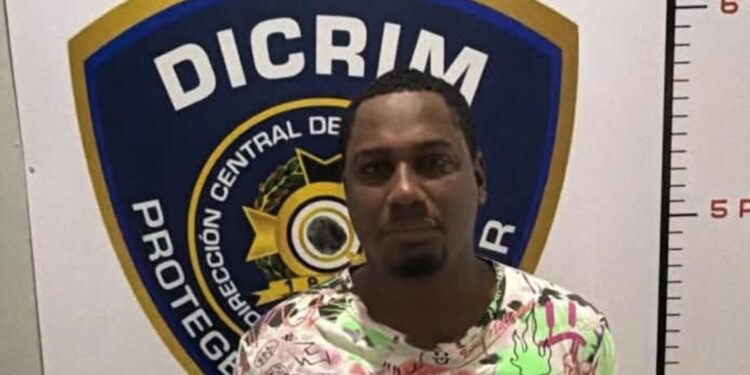 Policía Nacional apresa en Villa Vásquez a hombre requerido por presunto doble homicidio