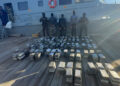 Arrestan a tres hombres con 555 paquetes de cocaína en las costas de Baní