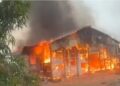Incedio destruyó una vivienda con todos sus ajuares en Villa Vásquez