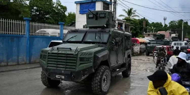 Rechazan intervención militar de El Salvador en Haití y cuestionan sus motivos