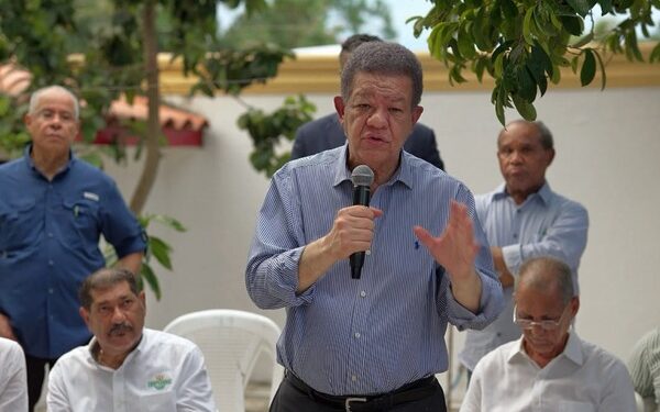 Leonel Fernández pide unidad ante los desafíos del DR-CAFTA
