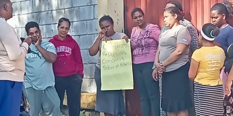 Por malas condiciones de escuela, 250 alumnos dejaron de asistir a clases