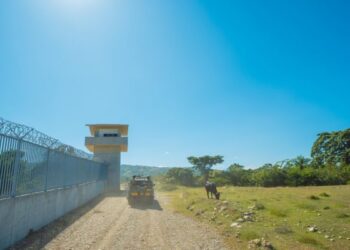 RD ampliará vigilancia frontera con nuevo muro en Manzanillo
