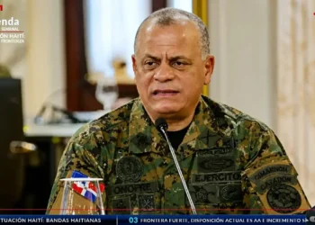 Bandas controlan rutas de Puerto Príncipe, pero no avanzan hacia RD, dice Onofre