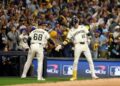 Rays vencen Cerveceros y evitan la barrida en la Serie Mundial