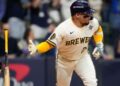 Cerveceros arrancan con triunfo sobre Rays en la Serie Mundial