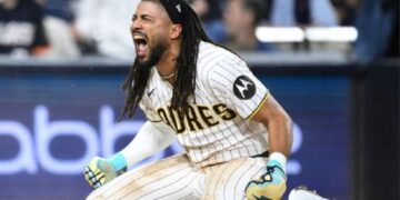 Padres de San Diego avanzan al ritmo de Fernando Tatis Jr.