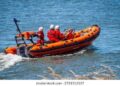 Hallan tres cuerpos y rescatan a 50 personas tras bote zozobrar en canal de la Mona