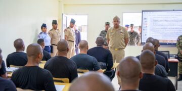 Lee Ballester supervisa jornada de entrenamiento de aspirantes a agentes migratorios, los insta a evitar la corrupción en operativos de la DGM